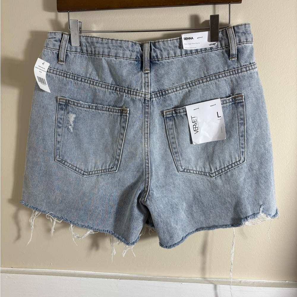 Vervet Sienna Super High Rise Distressed Denim Shorts Frayed Hem Light Wash L - Picture 4 of 10